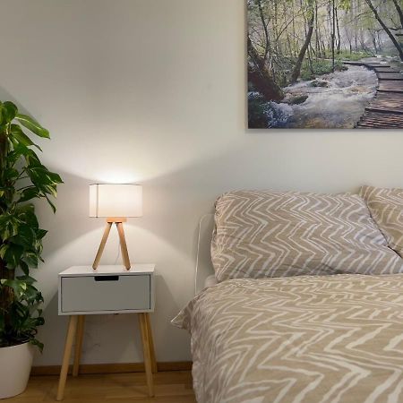 55 M2 Stylish Apartment With Balcony & Parking 维也纳 外观 照片