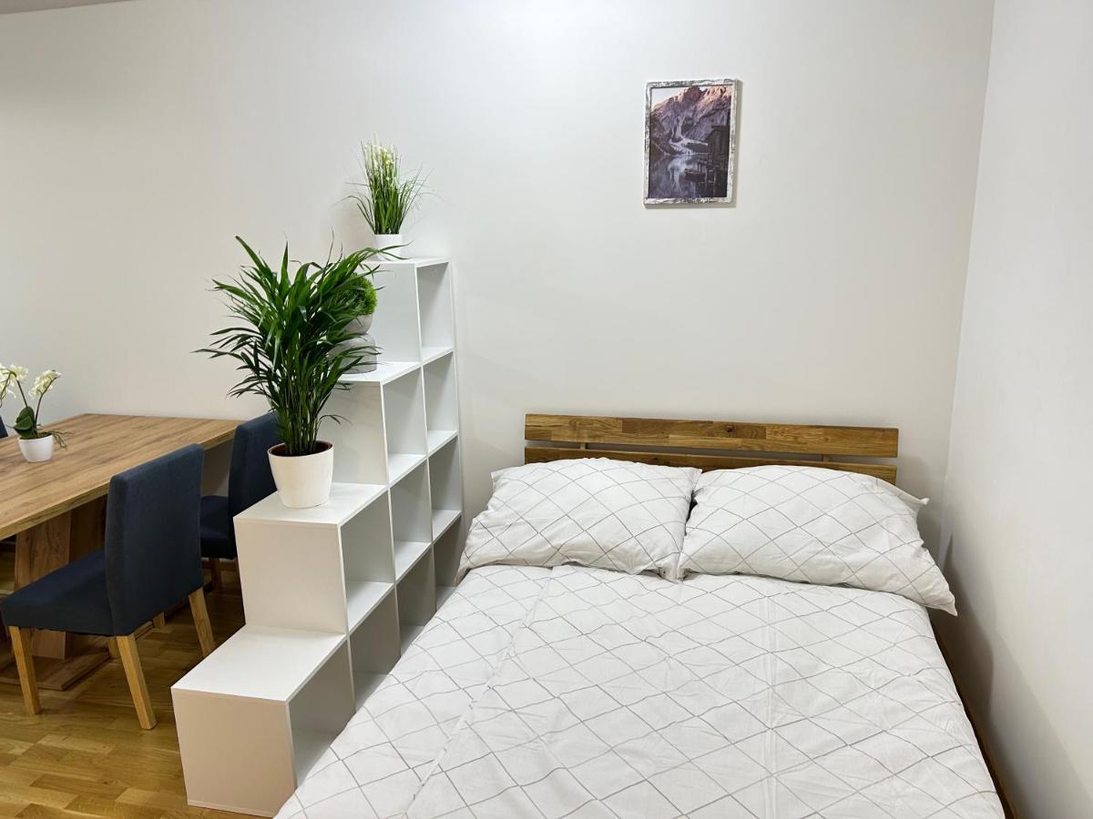 55 M2 Stylish Apartment With Balcony & Parking 维也纳 外观 照片